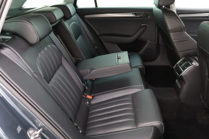 2025 Skoda Superb