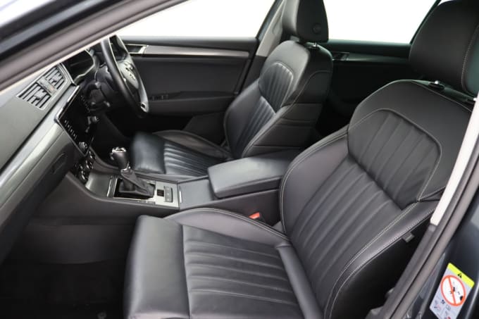 2025 Skoda Superb