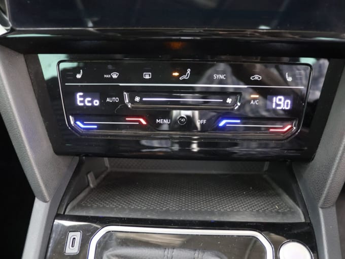 2025 Volkswagen Passat