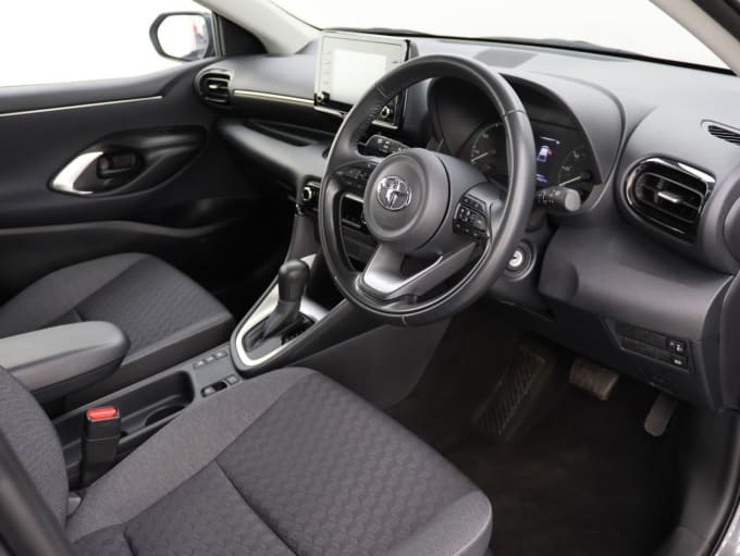 2025 Toyota Yaris