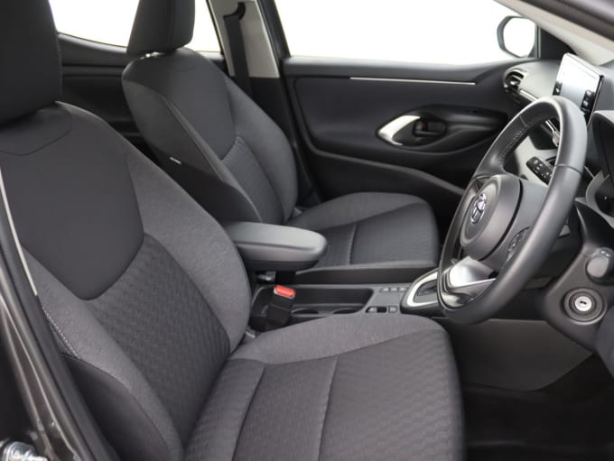 2025 Toyota Yaris