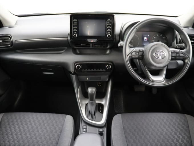 2025 Toyota Yaris