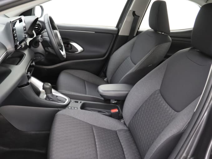 2025 Toyota Yaris
