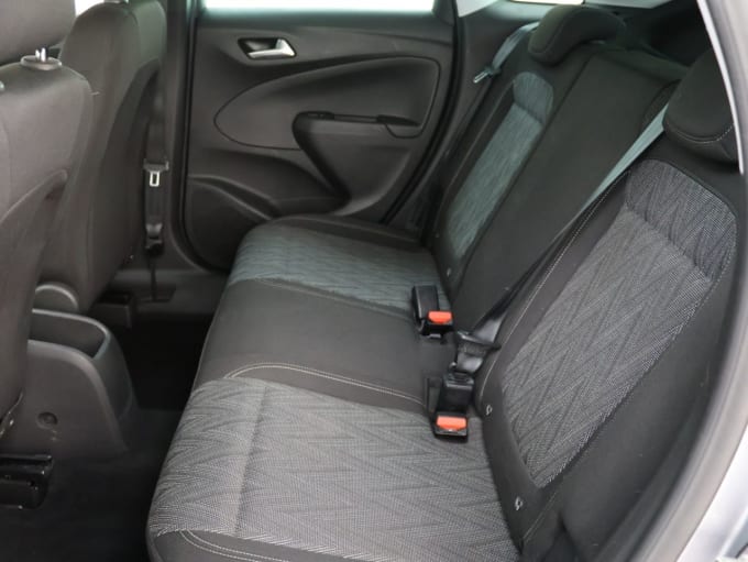 2025 Vauxhall Crossland X