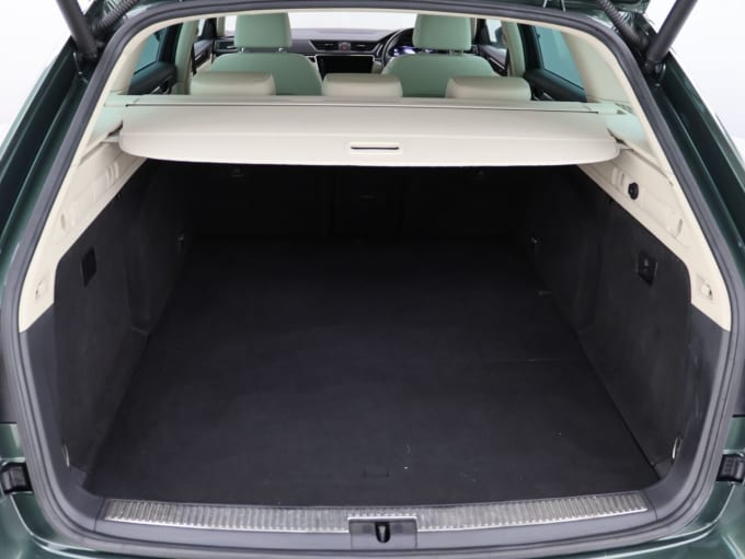 2025 Skoda Superb