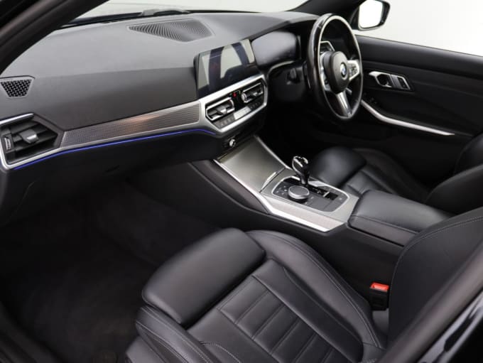 2025 BMW 3 Series