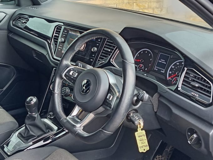 2025 Volkswagen T-roc
