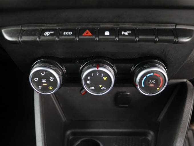 2025 Dacia Duster