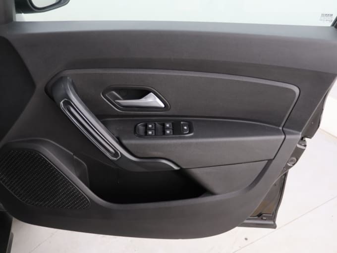 2025 Dacia Duster