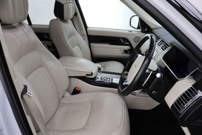 2025 Land Rover Range Rover
