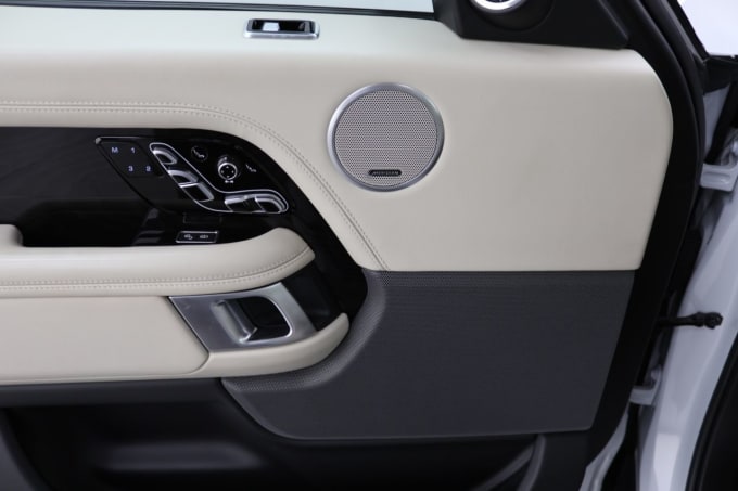 2025 Land Rover Range Rover