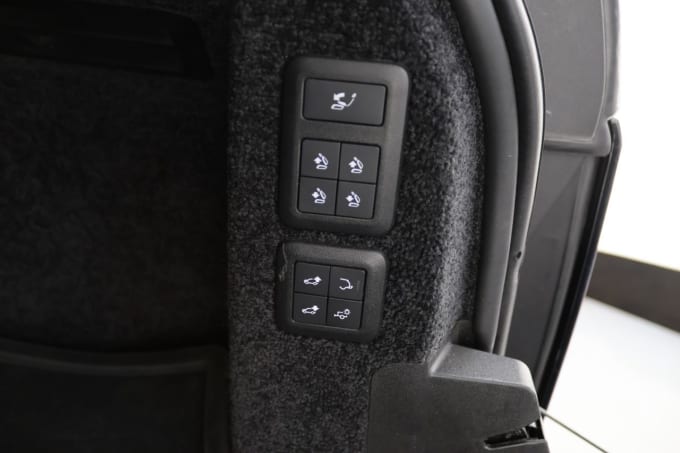 2025 Land Rover Range Rover