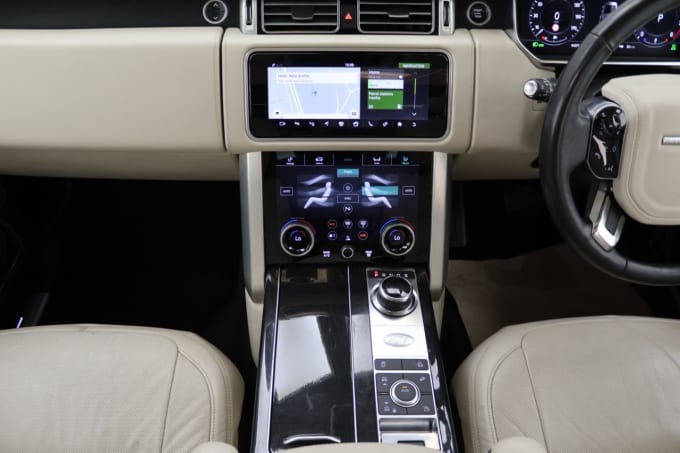 2025 Land Rover Range Rover