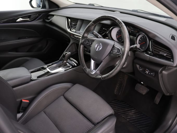 2020 Vauxhall Insignia