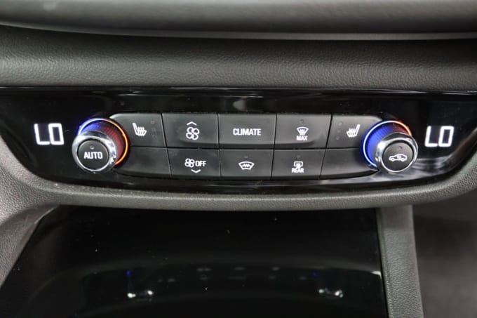 2020 Vauxhall Insignia