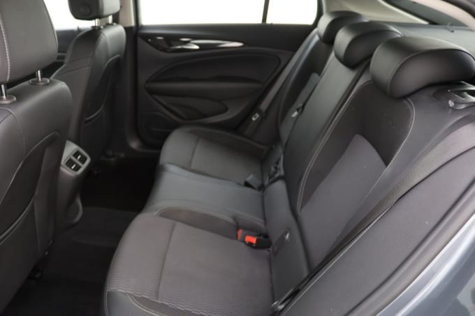 2020 Vauxhall Insignia