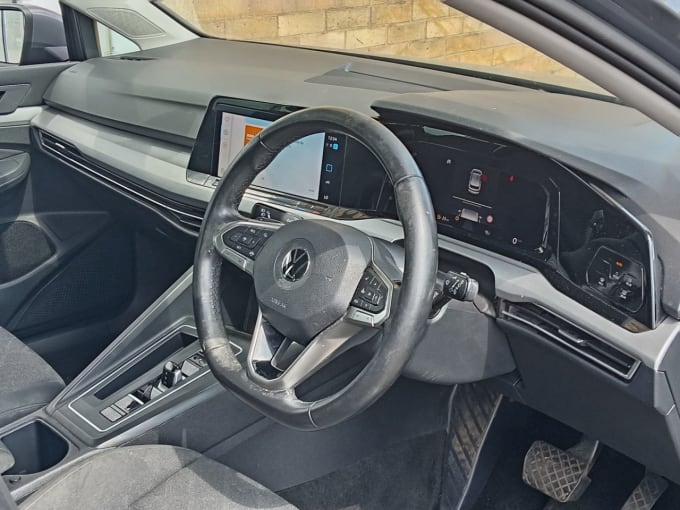 2025 Volkswagen Golf