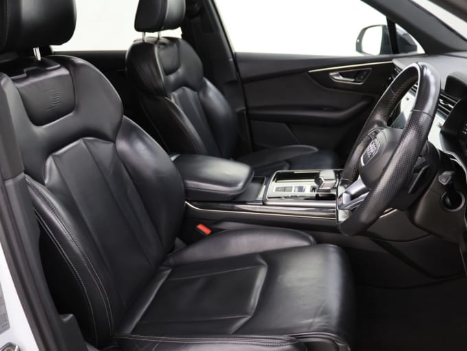2025 Audi Q7