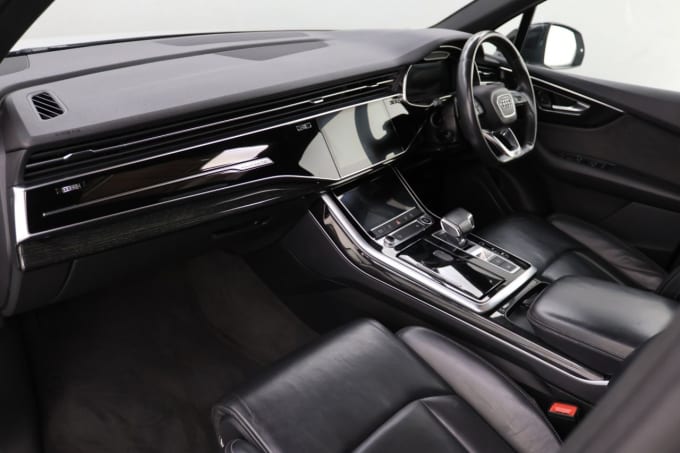 2025 Audi Q7