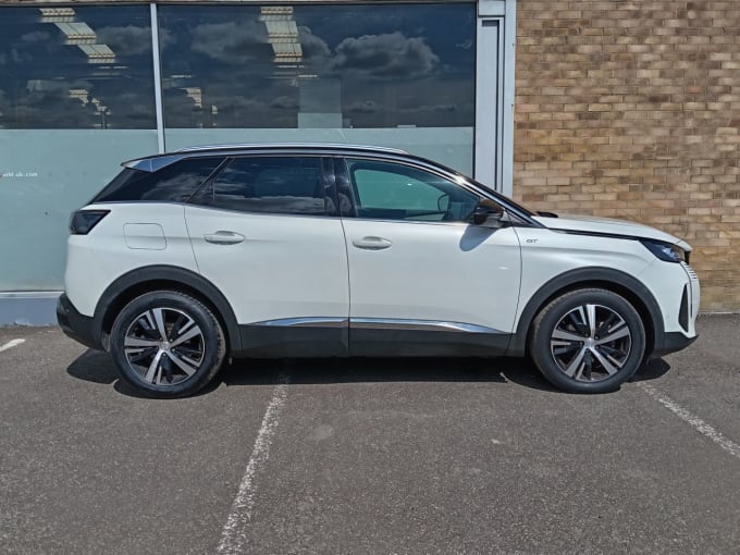 2025 Peugeot 3008