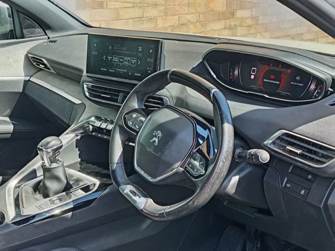 2025 Peugeot 3008