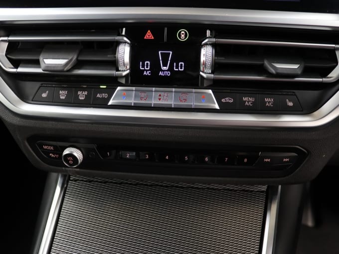 2025 BMW 3 Series