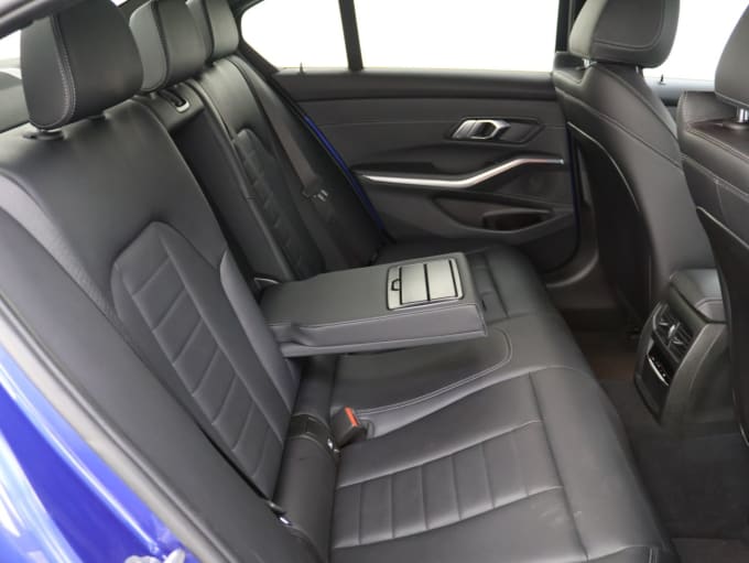 2025 BMW 3 Series