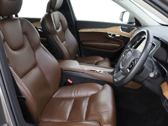 2025 Volvo Xc90