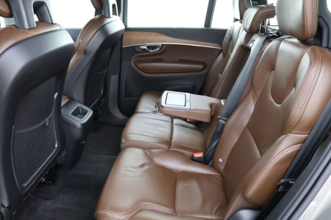 2025 Volvo Xc90