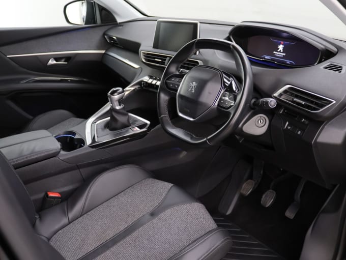 2025 Peugeot 3008