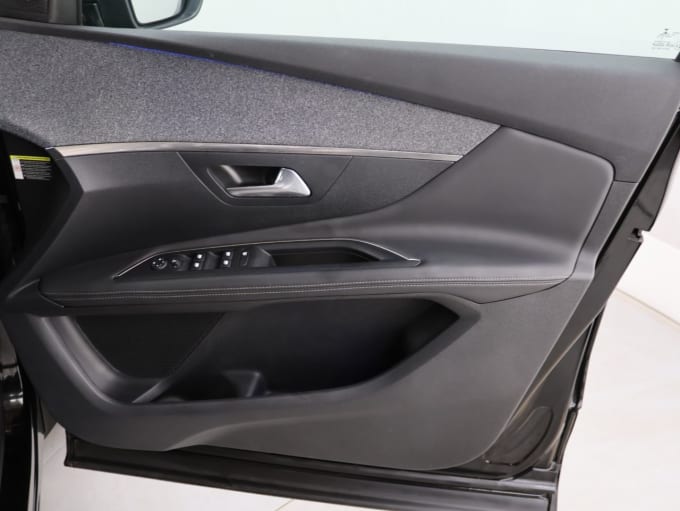 2025 Peugeot 3008