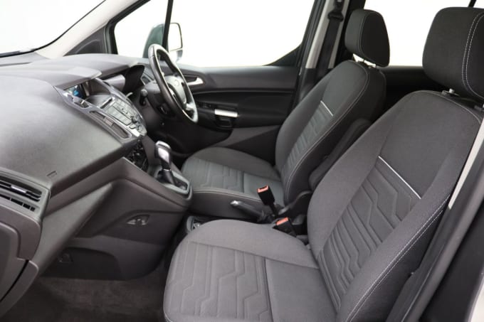 2025 Ford Tourneo Connect