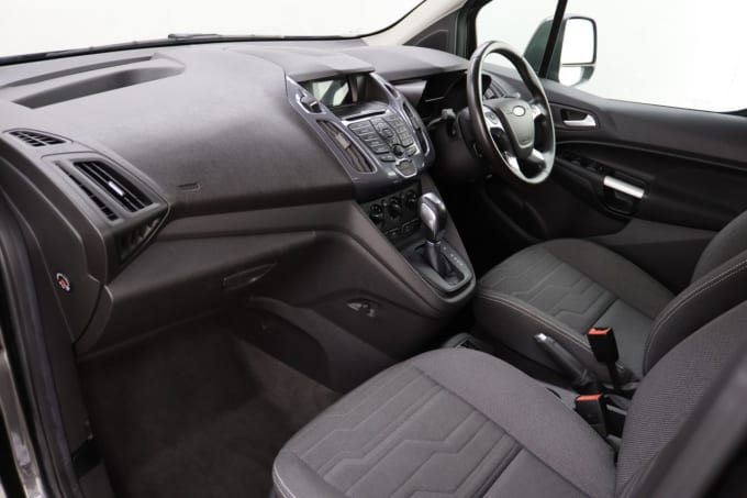 2025 Ford Tourneo Connect