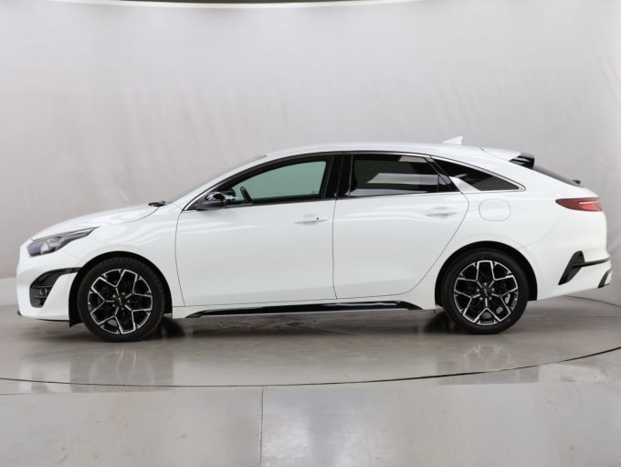 2025 Kia Proceed