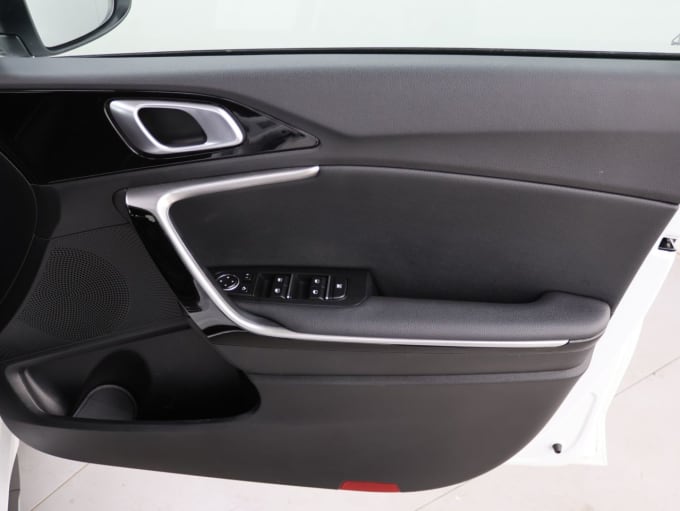 2025 Kia Proceed
