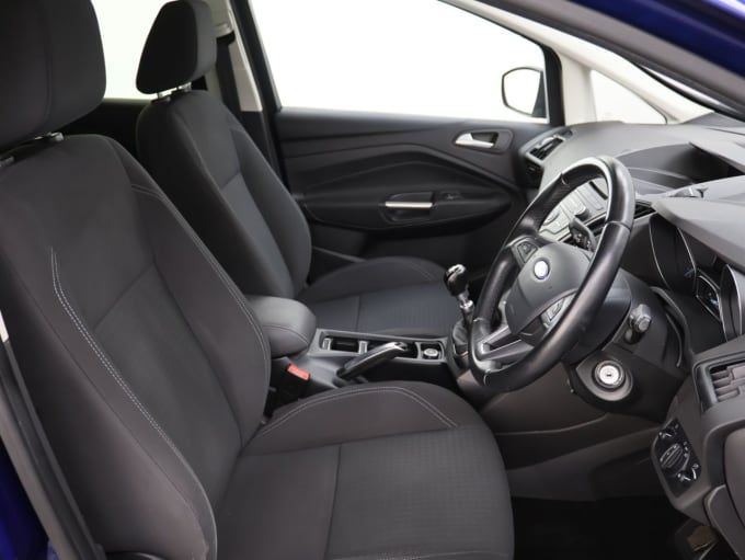 2025 Ford Grand C-max