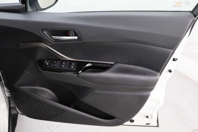 2025 Toyota C-hr