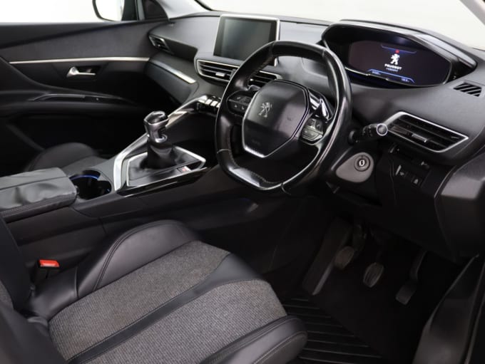 2025 Peugeot 3008