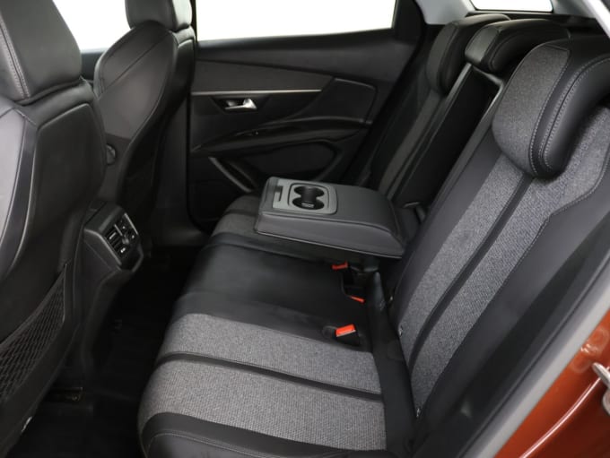 2025 Peugeot 3008