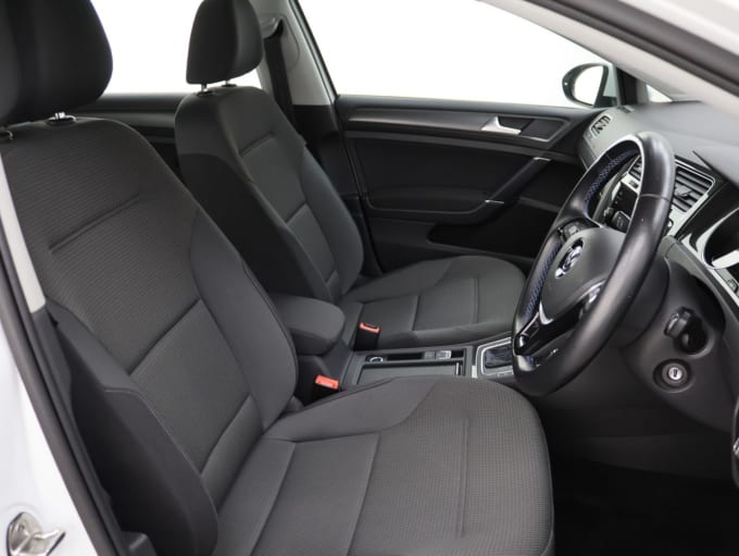 2025 Volkswagen E-golf