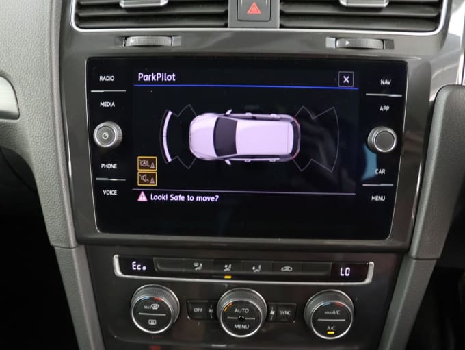 2025 Volkswagen E-golf