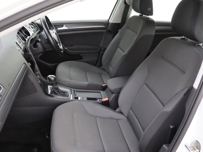 2025 Volkswagen E-golf