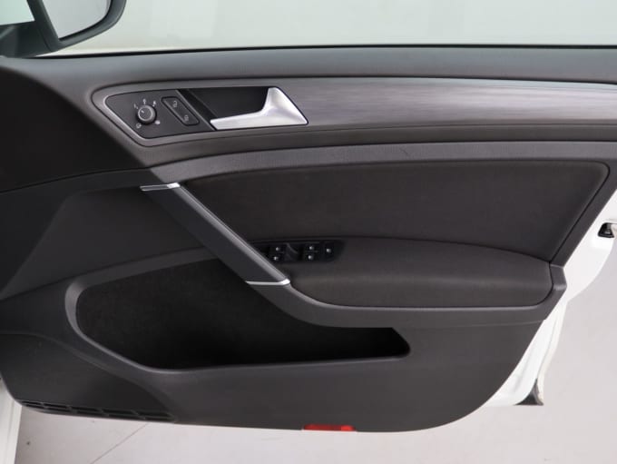 2025 Volkswagen E-golf