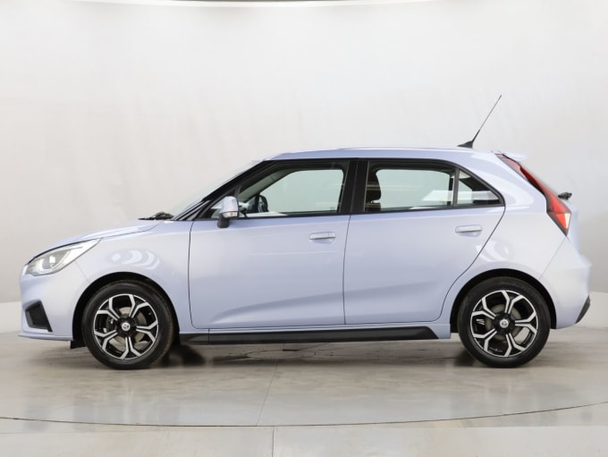 2025 Mg Mg3
