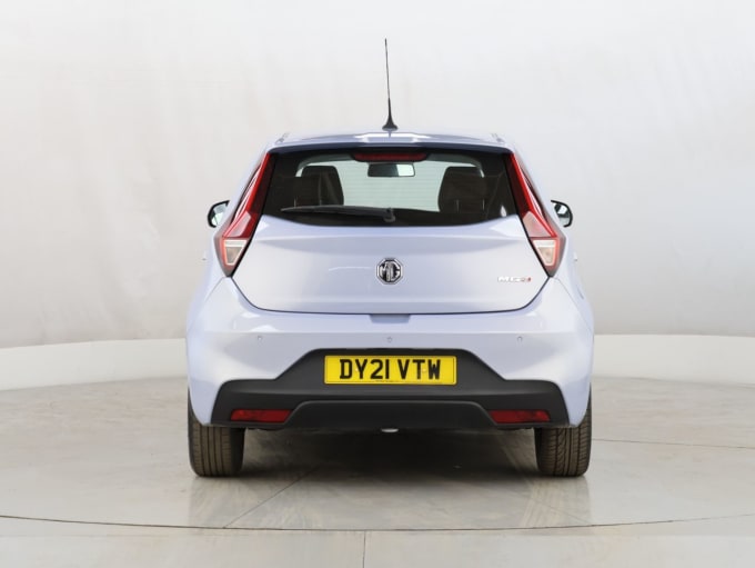 2025 Mg Mg3