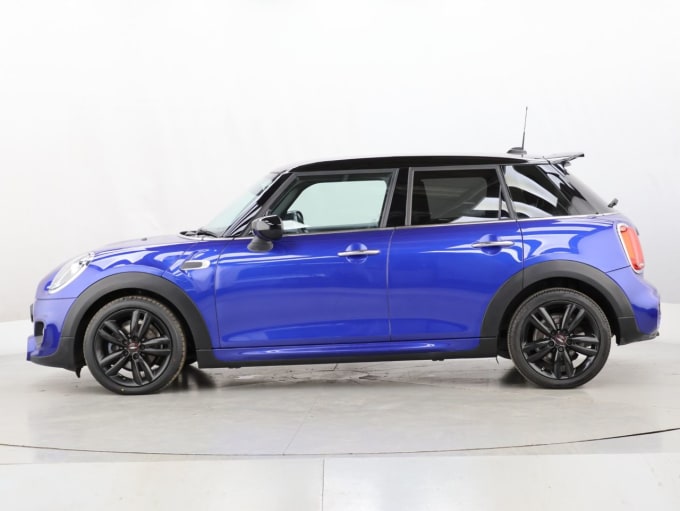 2025 Mini Hatch