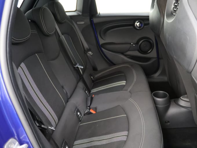 2025 Mini Hatch
