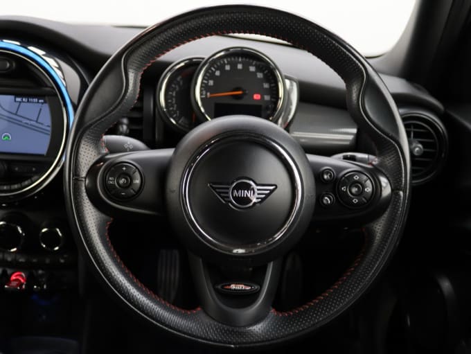 2025 Mini Hatch