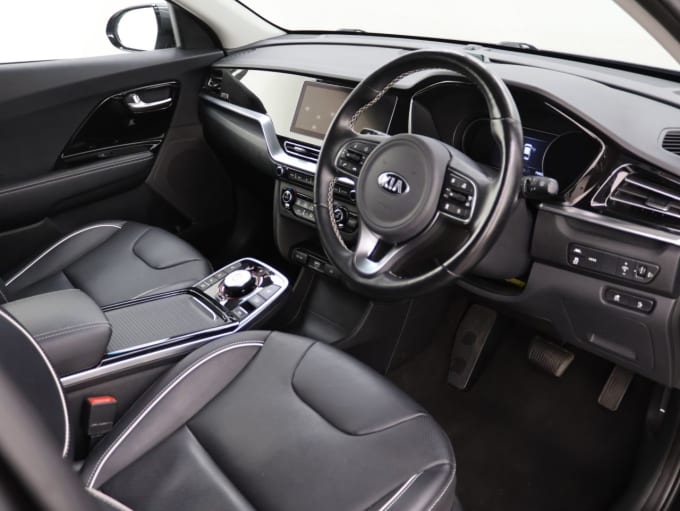 2025 Kia Niro