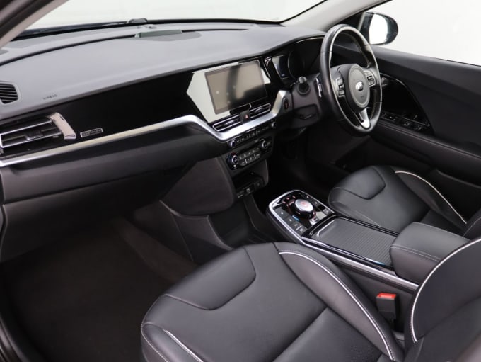 2025 Kia Niro